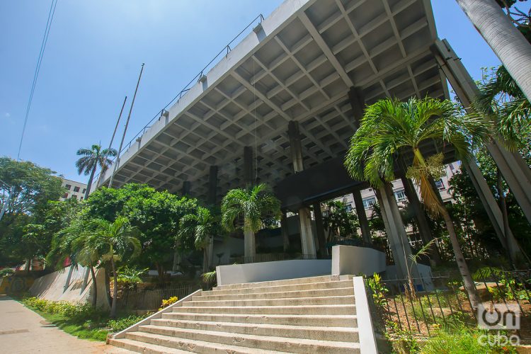 Pabellón Cuba, inaugurado en 1963 en ocasión de reunirse en La Habana el VII Congreso de la Unión Internacional de Arquitectos. Foto: Otmaro Rodríguez