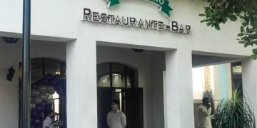 Restaurante El Cochinito, ubicado en el barrio habanero del Vedado. Foto: Empresa de Restaurantes de La Habana/Facebook.