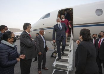 El presidente cubana a su llegada a México. Foto: Twitter de la presidencia de Cuba.
