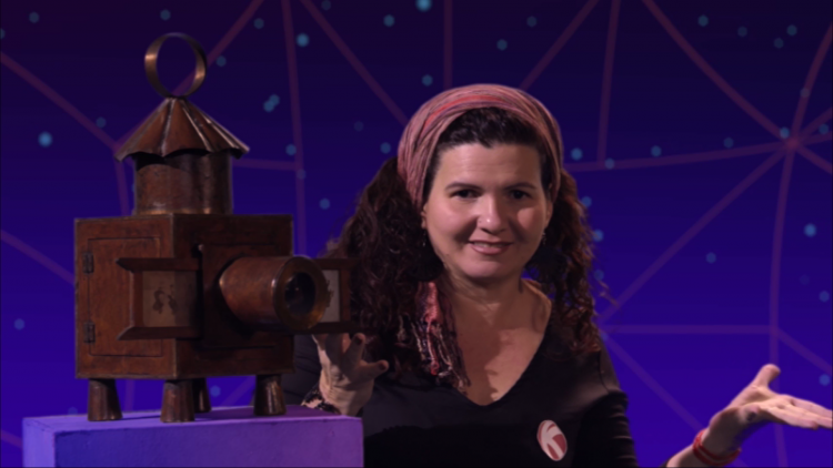 Ivette Ávila en su programa televisivo Galaxia K, dedicado al mundo de la animación. Foto: cortesía de la entrevistada.