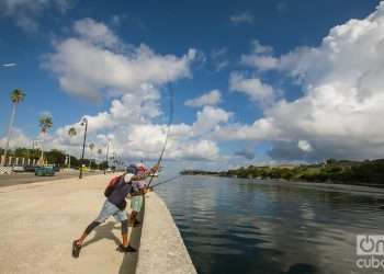 Malecón de La Habana, una de las nueve provincias que menos casos reportaron este día. Foto: Otmaro Rodríguez.