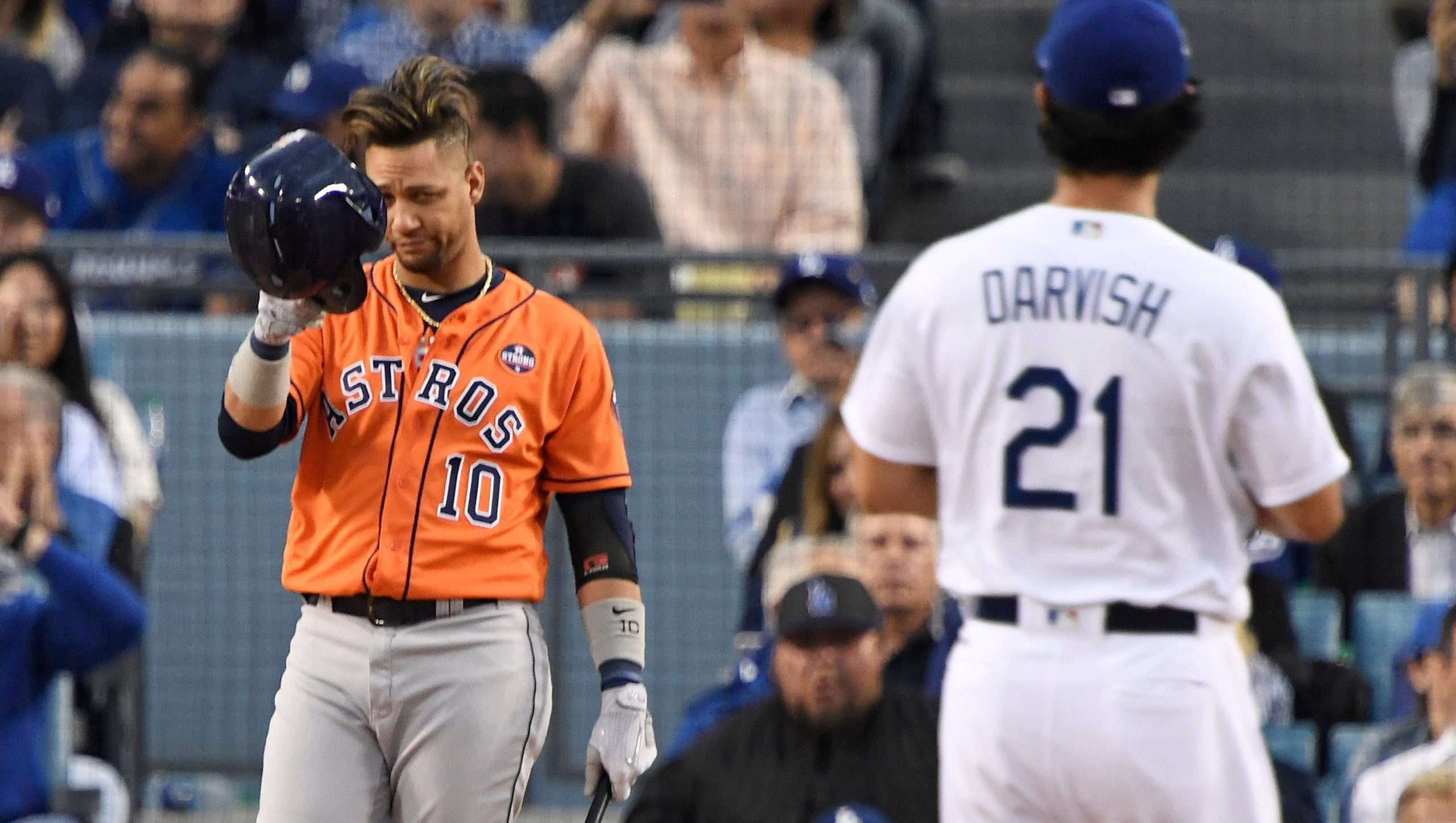 Yulieski Gurriel is not a perfect guy, he has made mistakes, but he has tried to correct them and he deserves respect. Photo: Getty Images.