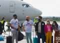 Líderes de organizaciones de estadounidenses y cubanoamericanos, a su llegada al aeropuerto internacional de La Habana con un donativo para la Isla. Foto: Otmaro Rodríguez.