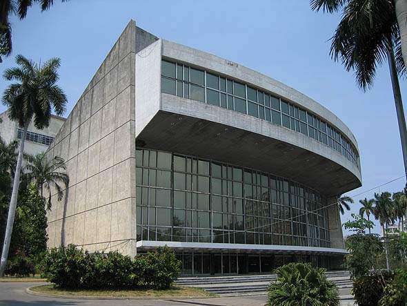 El Teatro Nacional de Cuba, en La Habana. Foto: Canal Caribe / Archivo.
