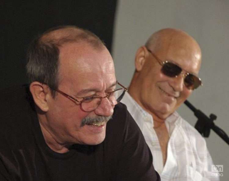 Vicente Feliú con Silvio durante la presentación del disco "Cita con ángeles". Foto: Kaloian.