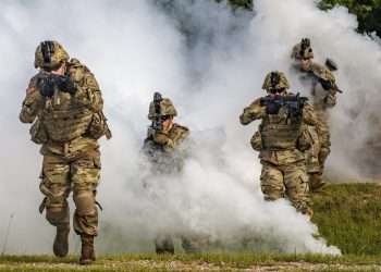 Miembros del ejército de Estados Unidos en unos ejercicios durante el verano. | Foto: Departamento de Defensa.