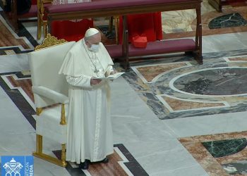 El papa Francisco en su misa del 31 de diciembre. Foto: Noticias del Vaticano.
