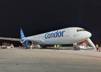 Un avión de Cóndor llegó el 19 de diciembre a Holguín. Foto: Aeropuerto Internacional "Frank País García".