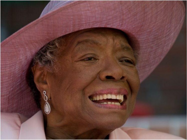 La poeta Maya Angelou (1928-2014). Foto: BBC.