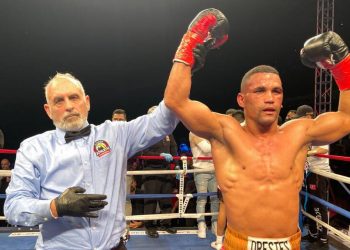 Orestes Velázquez fue uno de los triunfadores en la Gran Noche del Boxeo Cubano celebrada en Hialeah. Foto: Tomada de El Nuevo Herald.