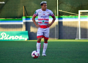 El delantero cubano Luis Javier Paradela, jugador del club costarricense Santos Guápiles. Foto: Blog del Fútbol Cubano.
