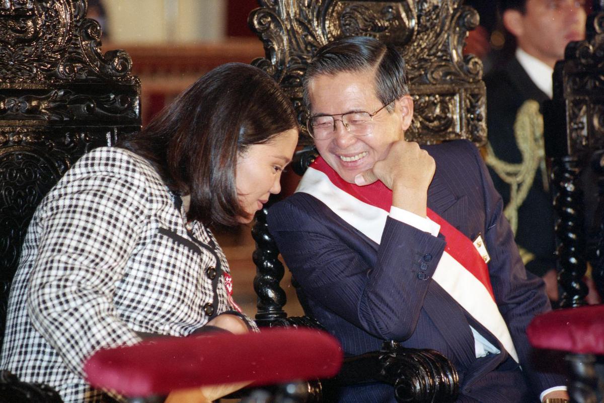 Alberto Fujimori junto a su hija Keiko. Foto: Getty / Archivo.