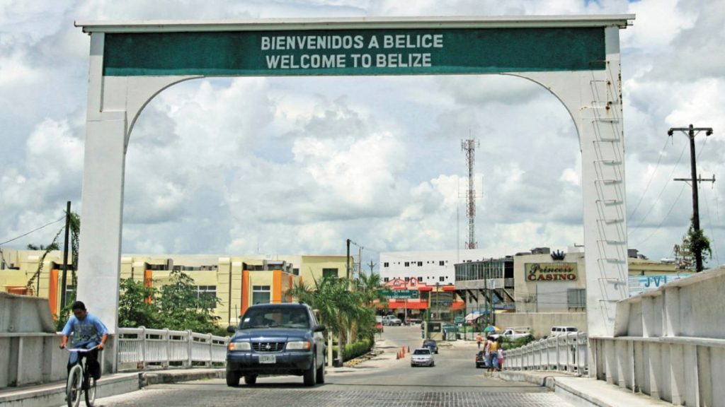 Paso fronterizo entre México y Belice. Foto: eleconomista.com.mx / Archivo.