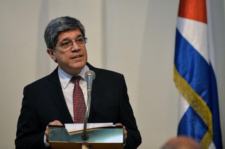 El vicecanciller cubano Carlos Fernández de Cossío. | Foto: Otmaro Rodriguez / Archivo OnCuba.