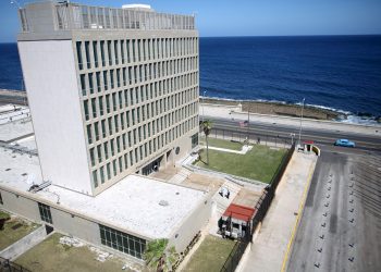 Edificio de la Embajada de Estados Unidos en La Habana. Foto: Archivo