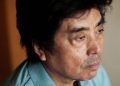 El escritor y cineasta Ryu Murakami, protagonista del auge de la música cubana en Japón, en los años noventa. Foto: Ko Sasaki, vía: Financial Times.