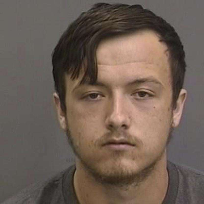 Corey Anderson, arrestado por amenazar con una masacre en un escuela en Florida. Foto: Oficina del Alguacil del condado de Hillsborough, Florida.