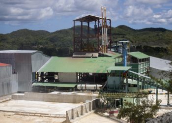 Vista general de la planta minera Coco Peredo, ubicada en la occidental provincia cubana de Mayabeque. Foto: Yander Zamora / EFE.