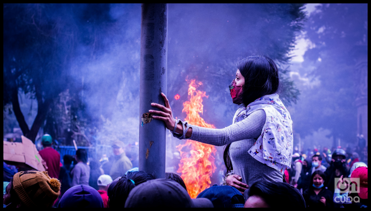 Imágenes del Paro Nacional en Ecuador. Zona del Parque El Egido, bajo fuerte represión policial, ayer 21 de junio en la tarde. Foto: OnCuba.