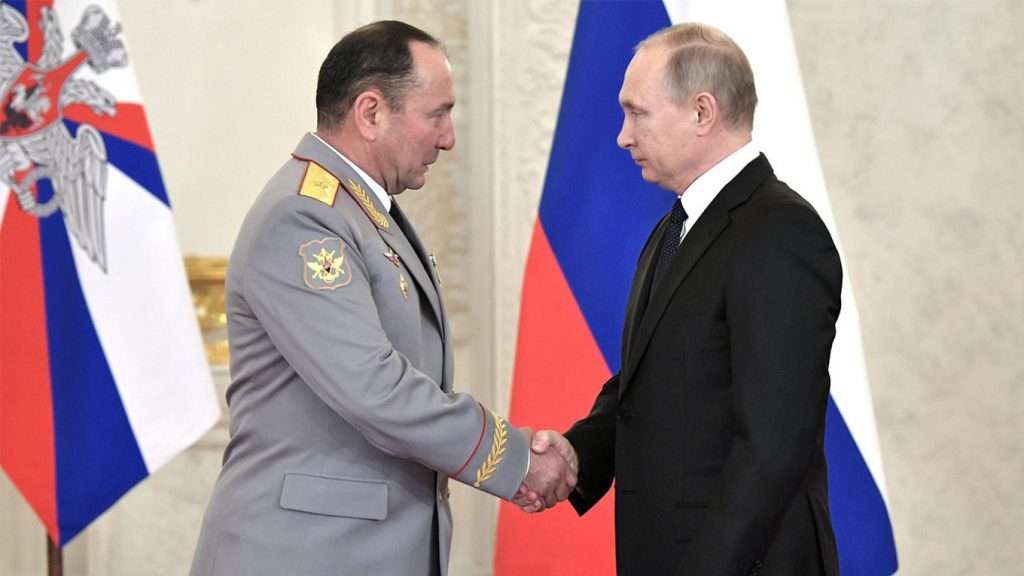 El viceministro de Defensa ruso, general Gennadi Zhidko, junto al presidente Vladimir Putin en fecha reciente no especificada. Foto: Presidencia de la Federación Rusa / Archivo.