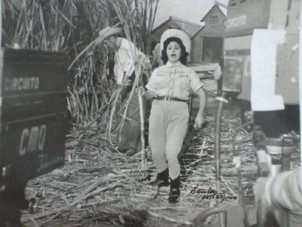 Carmelina and Chabela Barberis: women from two islands