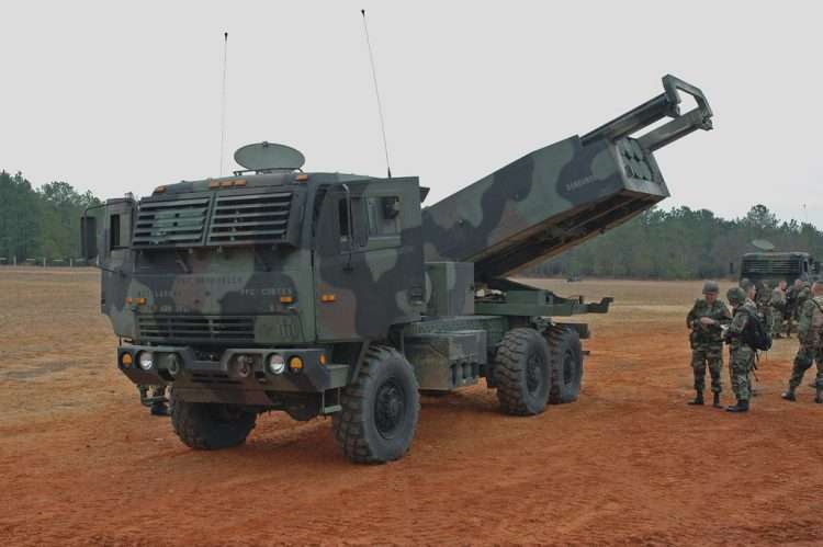 Sistema de Cohete de Artillería de Alta Movilidad. Foto: Ebay.