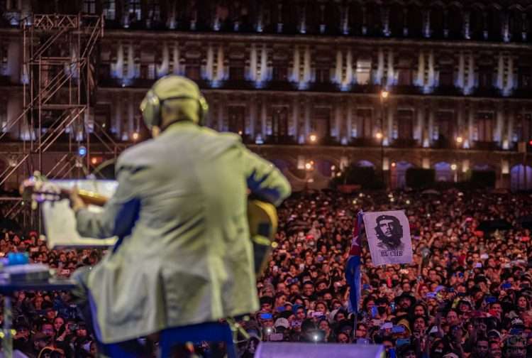 Silvio en el Zócalo. Foto: Kaloian Santos.