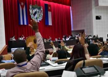 Diputados cubanos aprueban el nuevo Código de las Familias. Foto: @AsambleaCuba / Twitter,