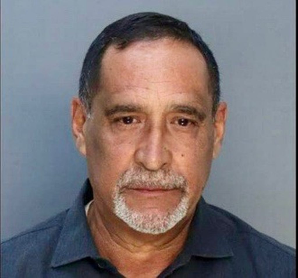 El comisionado Joe Martínez fotografiado al ingresar en prisión. Foto: MDPD.