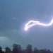 Un rayo en medio de una tormenta eléctrica. Foto: CubaSí / Archivo.