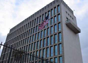 La embajada de Estados Unidos en La Habana. Foto: Cubatel.