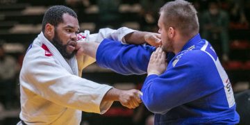 Imagen de archivo del judoca cubano Andy Granda (izq) durante un combate. Foto: judoinside.com / Archivo.