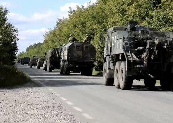 Convoy ruso en el este de Ucrania. Foto: Ministerio de Defensa de Rusia vía Reuters / ABC / Archivo.