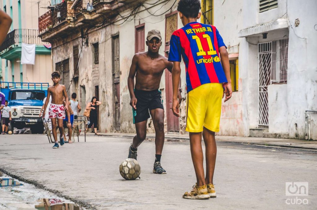 Quizás, de esas calles, salgan futuros campeones.