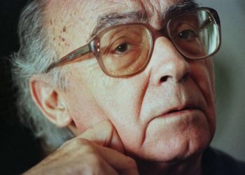 Saramago sigue muy vivo también en las librerías y se acaban de publicar ediciones completas de sus obras, con diseño propio, en muchos países. Foto: Armando Franca/AP