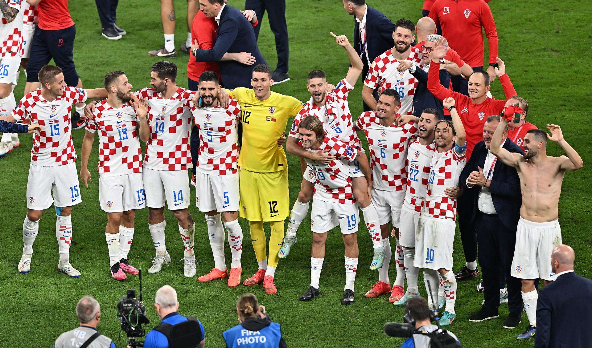 Croacia derrotó a Marruecos en el partido por el tercer lugar y sumaron su segundo podio consecutivo en Mundiales. Foto: EFE/EPA/Noushad Thekkayil