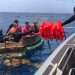 Imagen de archivo de una operación de detención en alta mar de balseros cubanos. Foto: US Coast Guard.