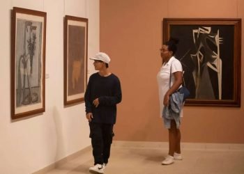 Bajo el nombre "Wilfredo Lam indivisible”, la muestra fue inaugurada este viernes y se extenderá hasta el 26 de febrero en el Museo Nacional de Bellas Artes. Foto: EFE.
