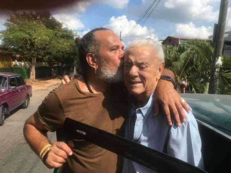 Los actores Luis Alberto García Novoa y el gran Mario Balmaseda, fallecido en 2022.