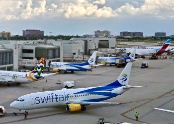 Un Boeing de Swift Air en el aeropuerto de Miami. | Foto: Swift Air.