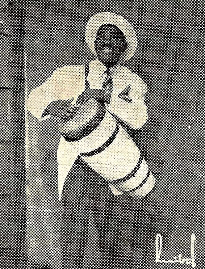 Chano Pozo fotografiado por Ruibal en La Habana en 1941. Archivo de la autora.