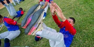 Preparación de la preselección de Cuba al Clásico Mundial de Béisbol, en el estadio Latinoamericano, en La Habana. Foto: Otmaro Rodríguez.