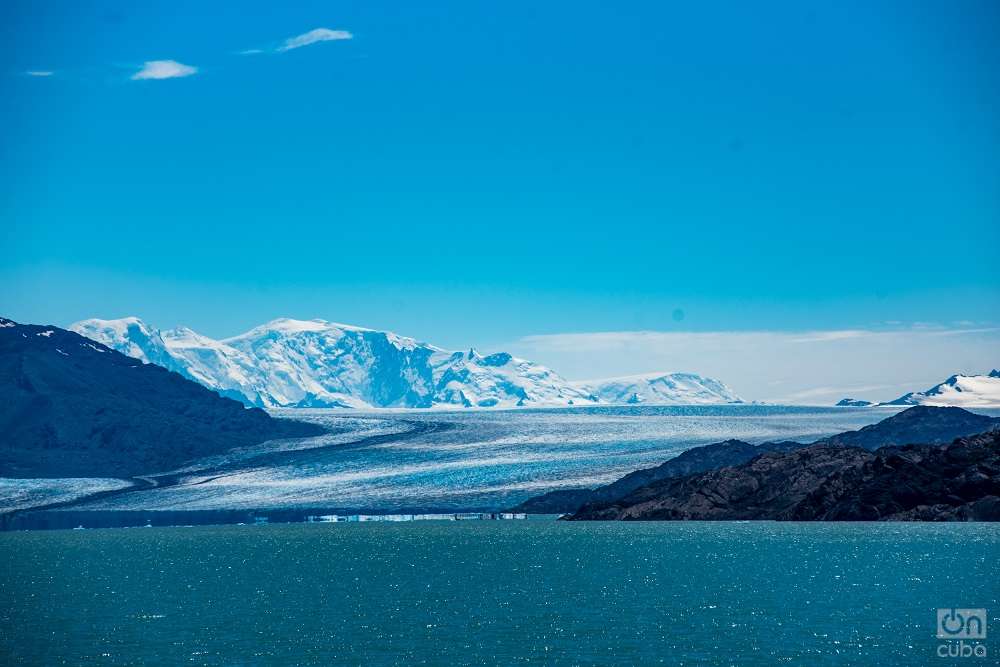 The Upsala glacier, on the border between Argentina and Chile, has an area of ​​more than 800 square kilometers.  It is the longest continental glacier in the world.  Photo: Kaloian.