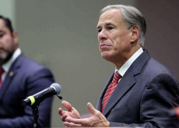 El gobernador de Texas, Greg Abbott. Foto: AP.