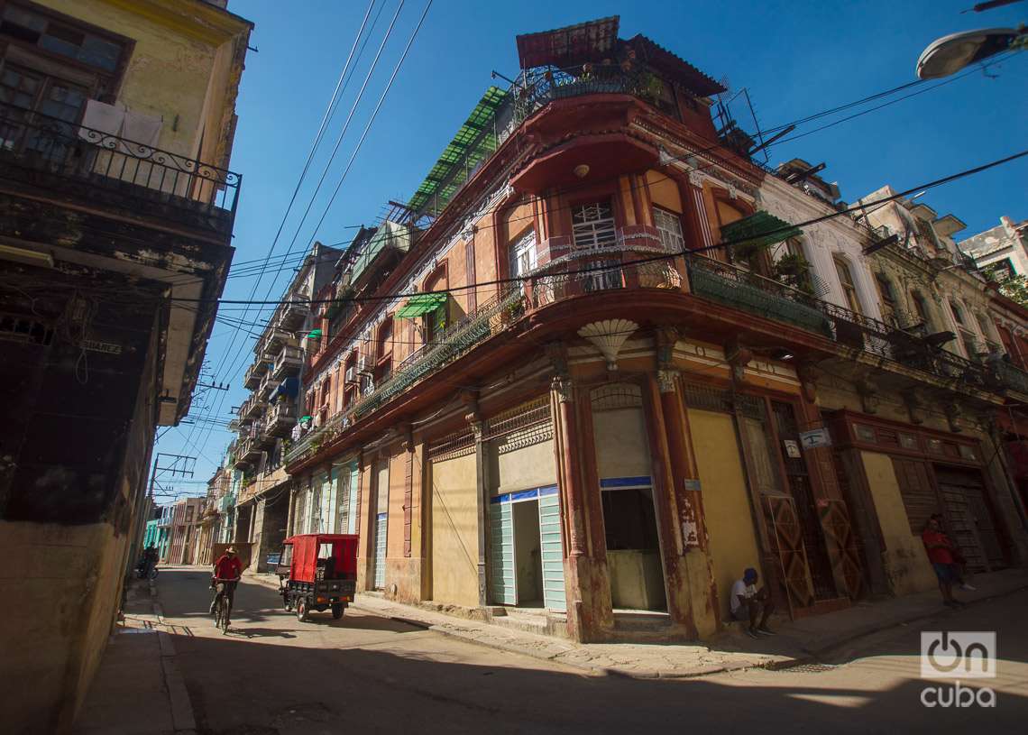 Viviendas en el Barrio de Jesús María. Foto: Otmaro Rodríguez.
