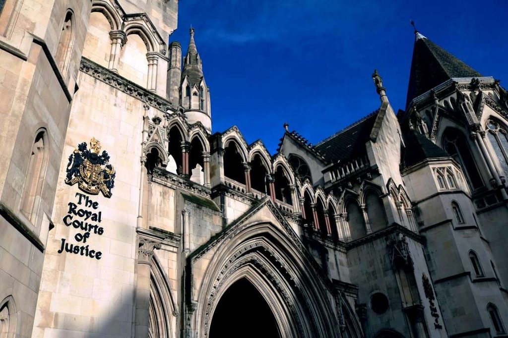 Corte Real de Justicia, Reino Unido. Foto: childrenslegalcentre.com / Archivo.