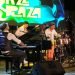 Fonseca, al piano, durante una de las jornadas del Jazz Plaza, en el Salón Rosado de La Tropical. Foto: Instituto Cubano de la Música/Facebook.