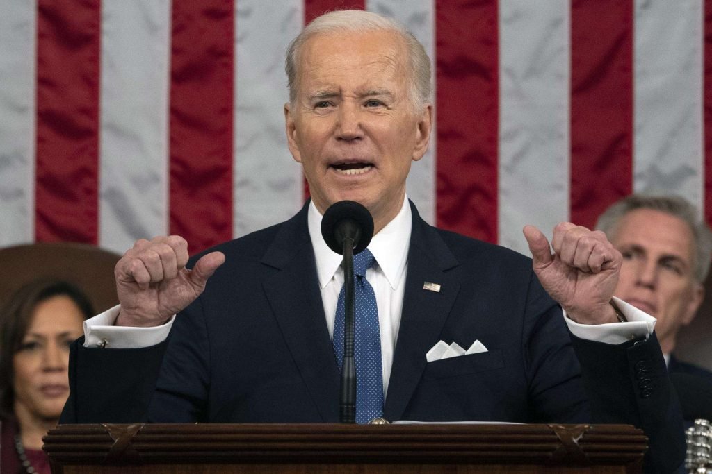 Presidente Joe Biden en su discurso del Estado de la Unión en el Capitolio, Washington, DC, el 7 de febrereo de 2023. Foto: EFE/EPA/Jacquelyn Martin.