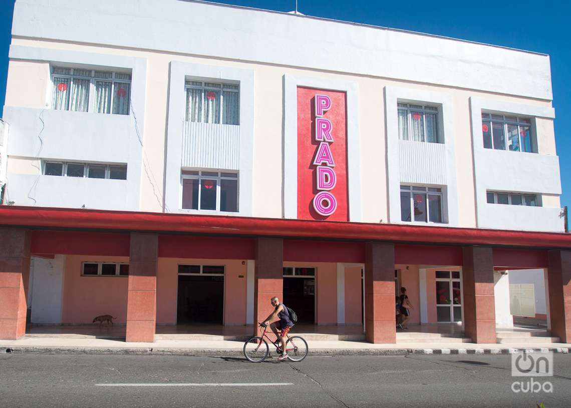 Cine Prado, en Cienfuegos. Foto: Otmaro Rodríguez.
