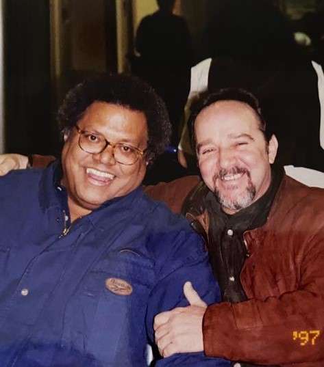 Pablo Milanés y Roberto Fabelo, 1997. Foto: Cortesía de Roberto Fabelo.
